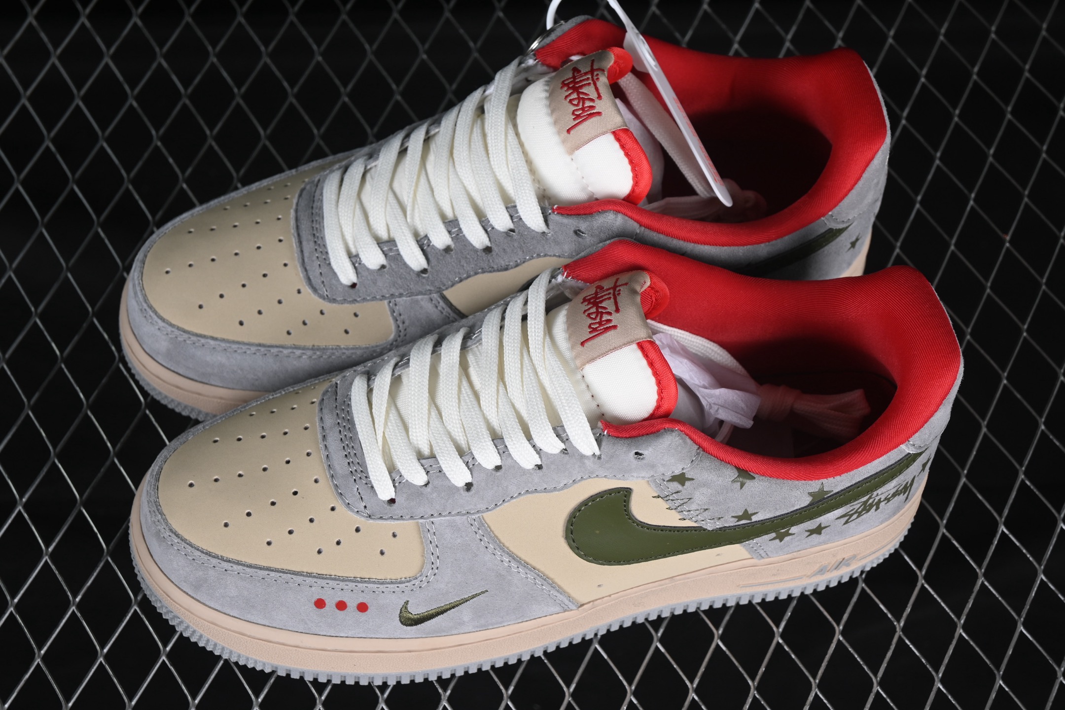 Nike Air Force 1 Low Stussy Stars Sneakers Grey/Olive