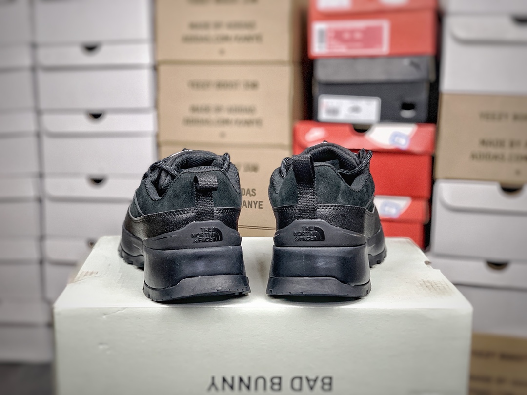 The North Face Suede Hiking Sneakers Black