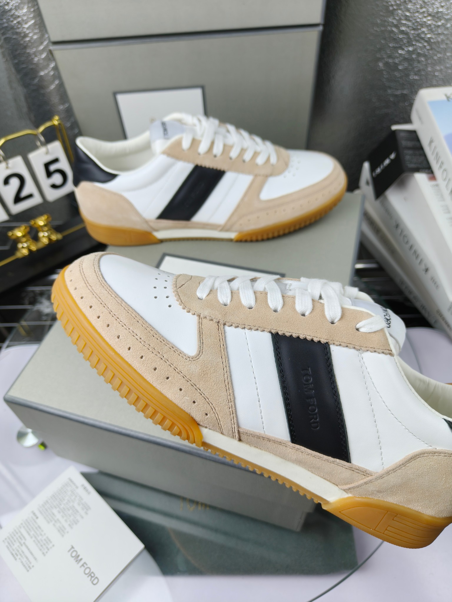 Tom Ford Couple Low-Top Sneakers White Beige Black