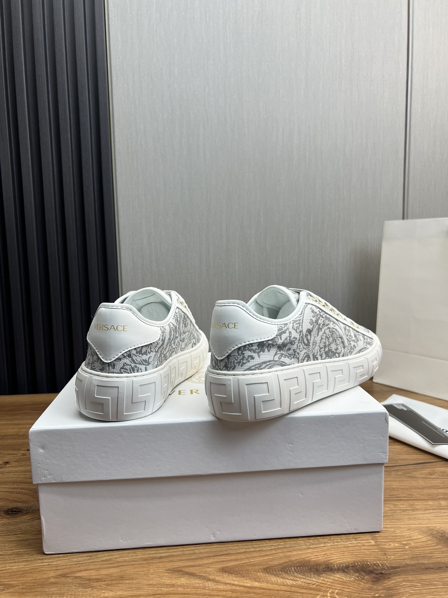 Versace Leather Low-Top Sneakers White/Grey