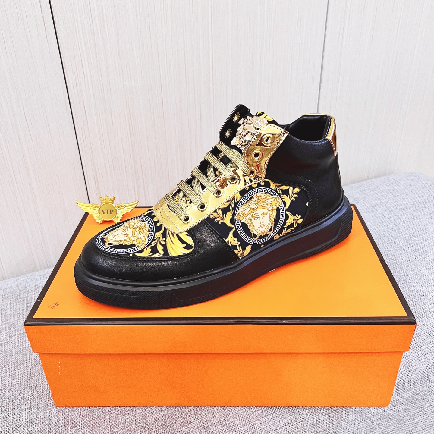 Versace Medusa High-Top Sneakers Black/Gold