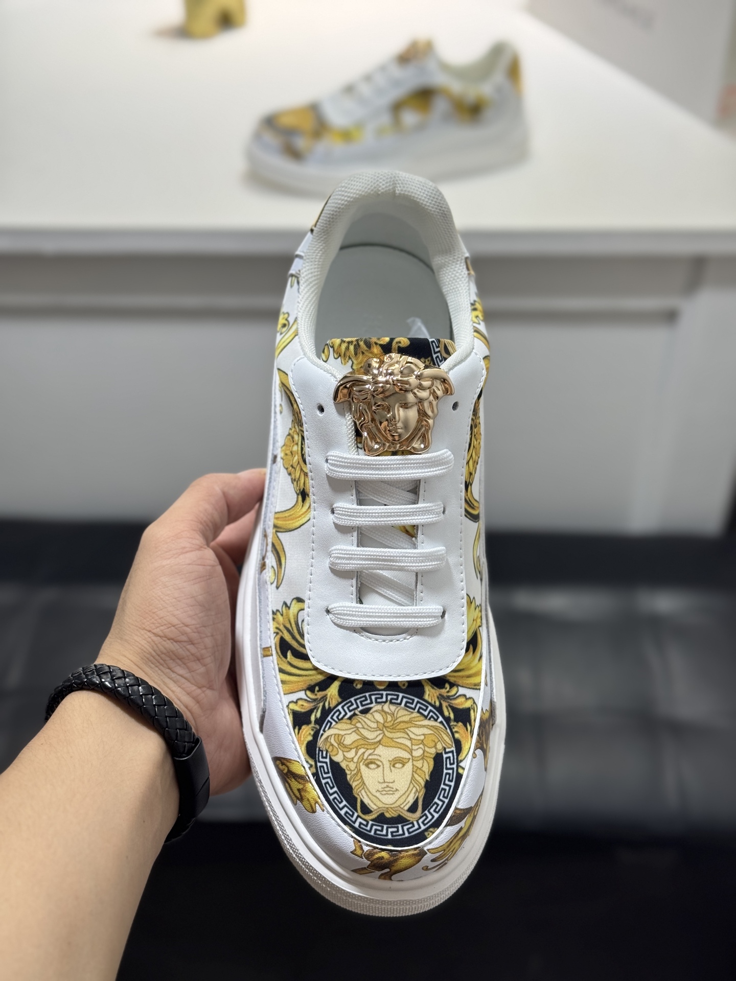 Versace Baroque Medusa Low-Top Sneakers White/Gold