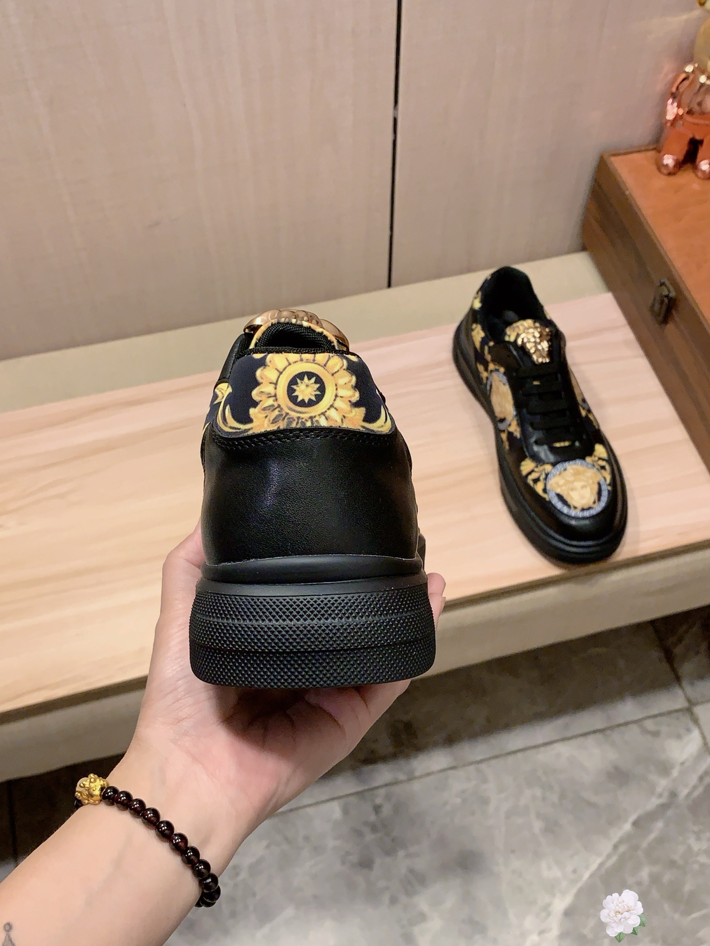 Versace Medusa Baroque Low-Top Sneakers Black/Gold