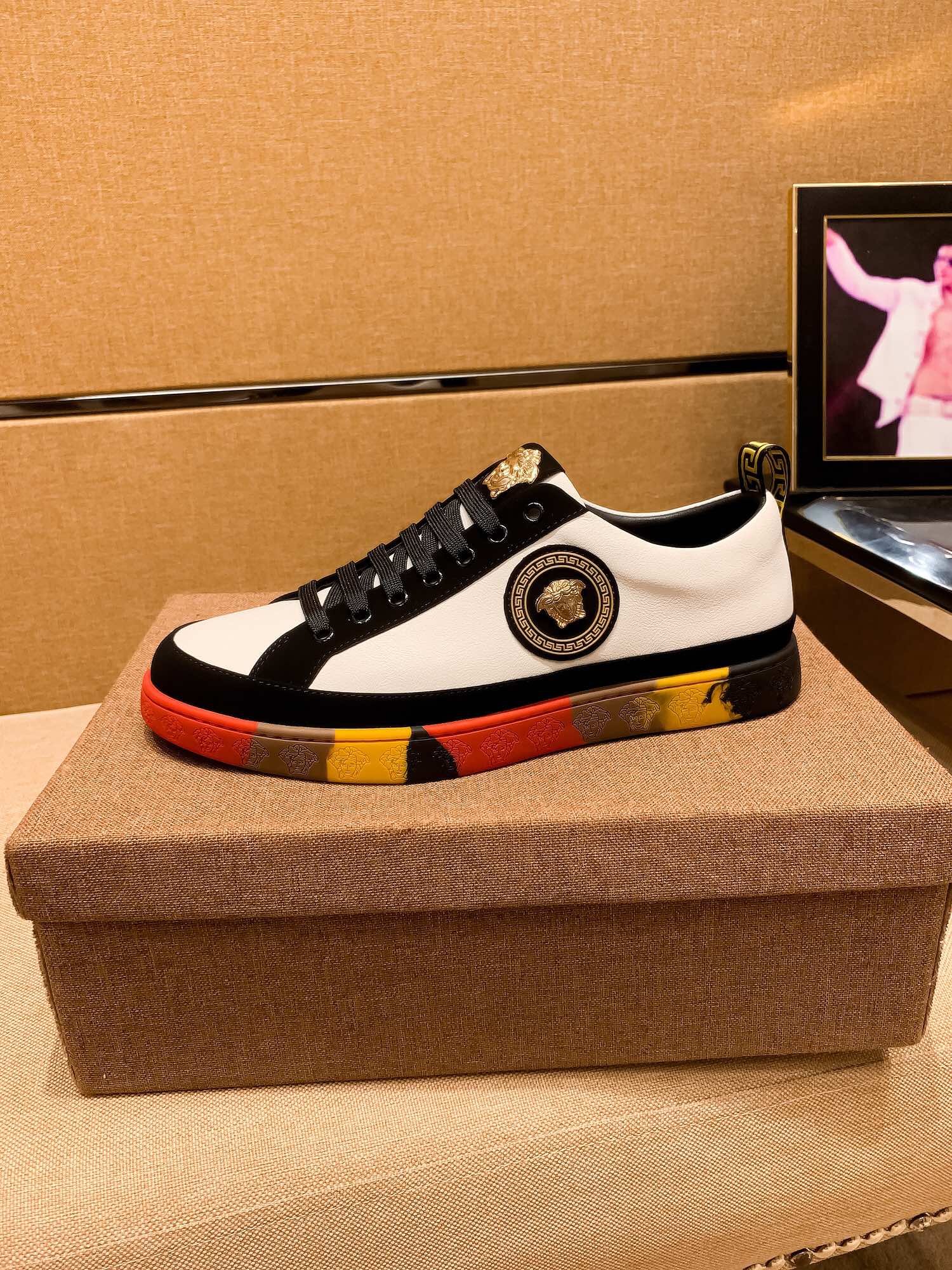 Versace Medusa Leather Low-Top Sneakers Black/White