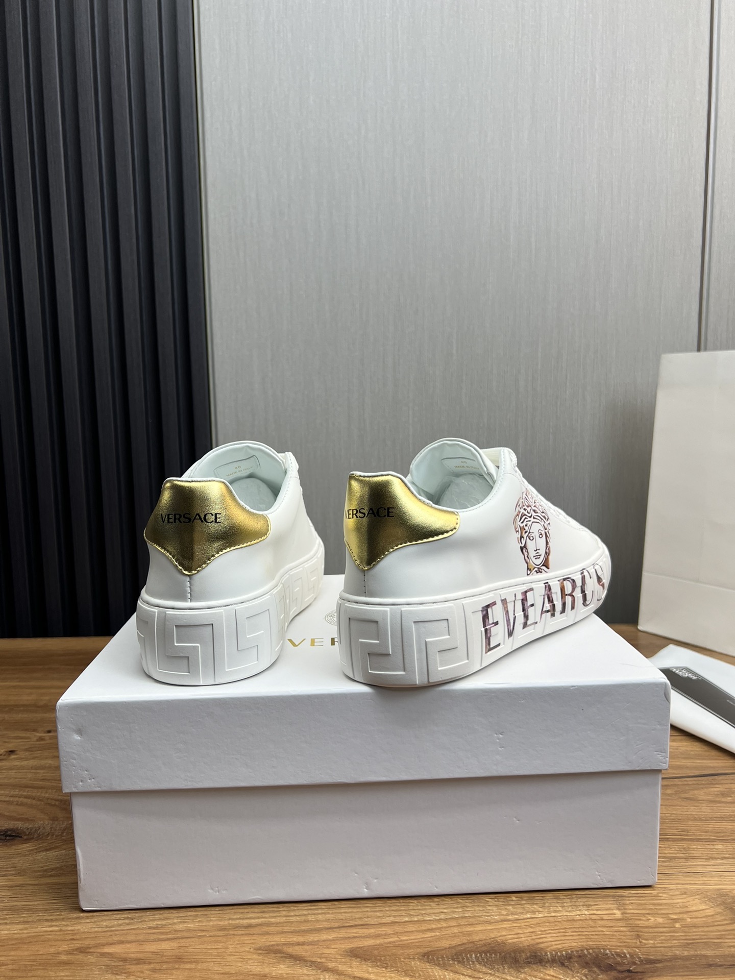 Versace Medusa Leather Sneakers White/Gold