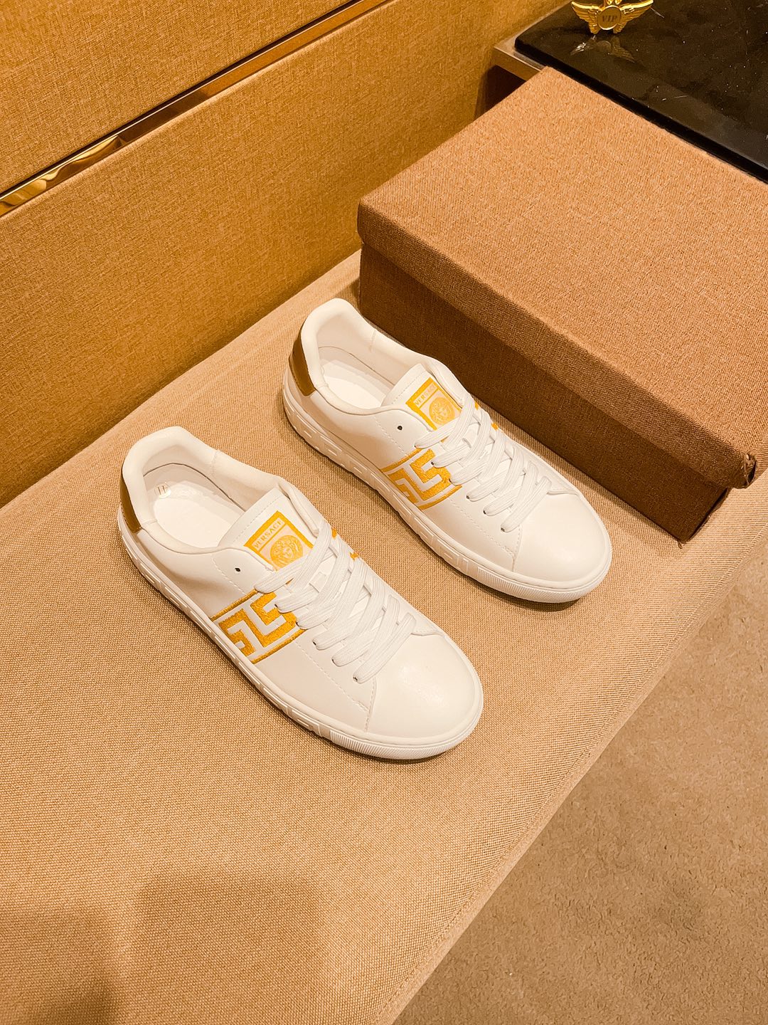 Versace Leather Low-Top Sneakers White/Gold