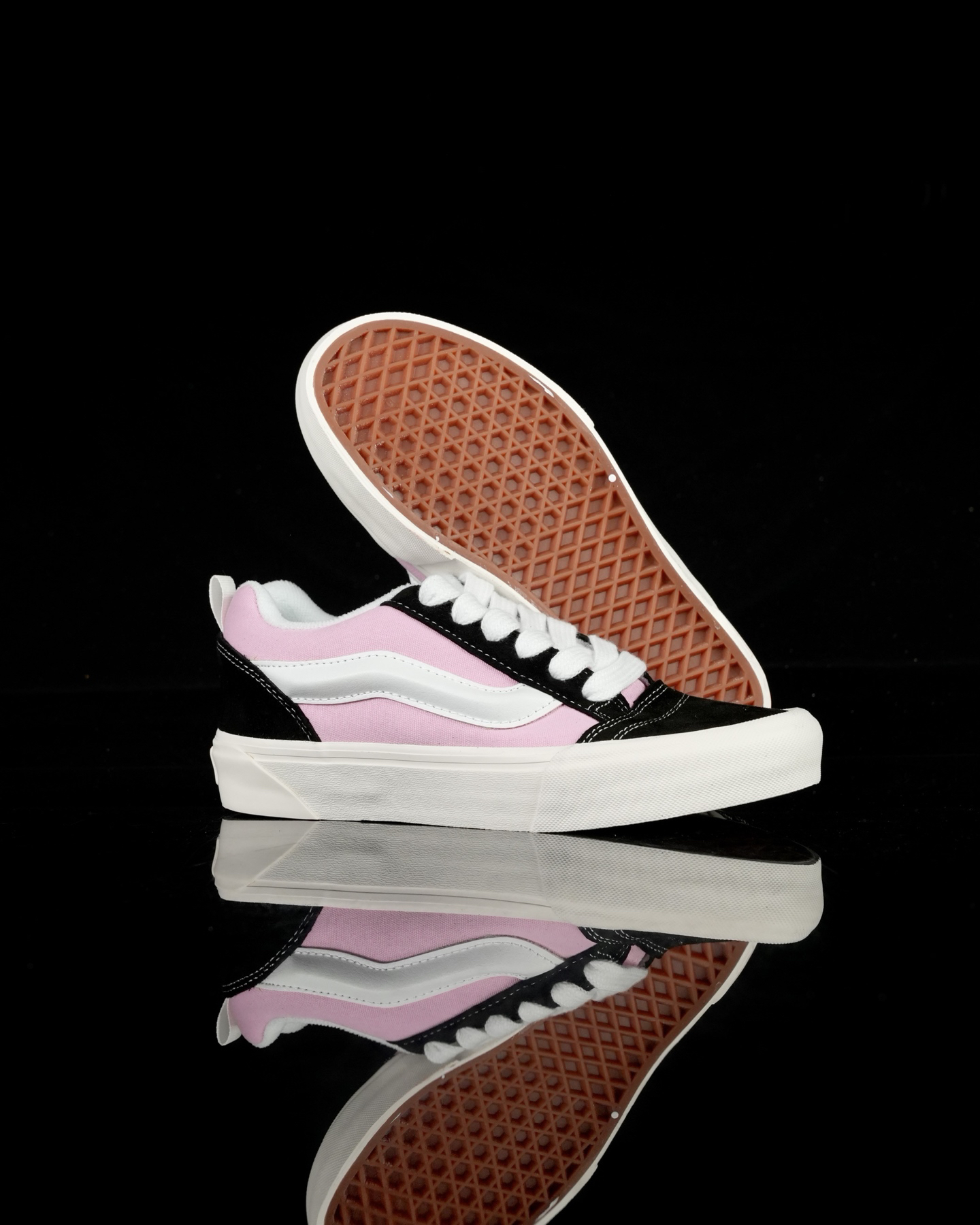 Vans Knu Skool Chunky Skate Shoes Pink