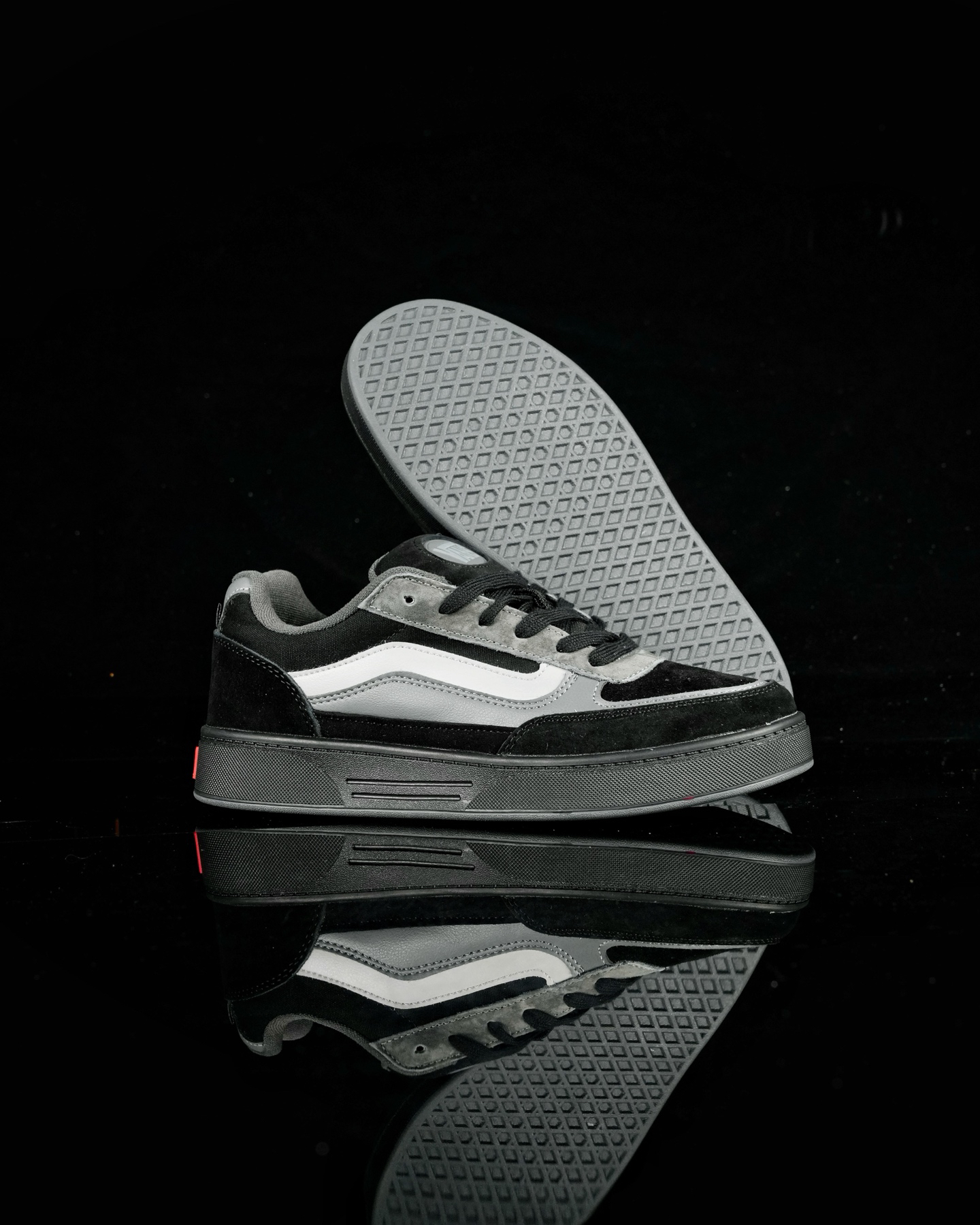 Vans Skate Estazzo Chunky Skate Shoes Black/Grey