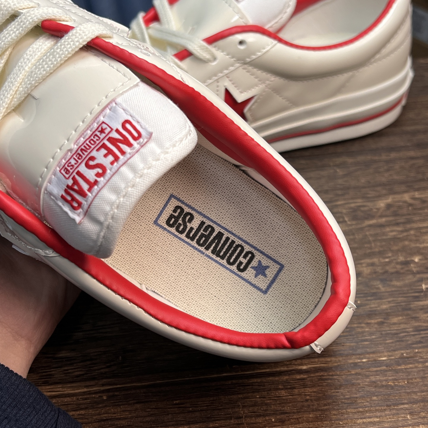 Converse One Star Patent Leather Low-Top White/Red