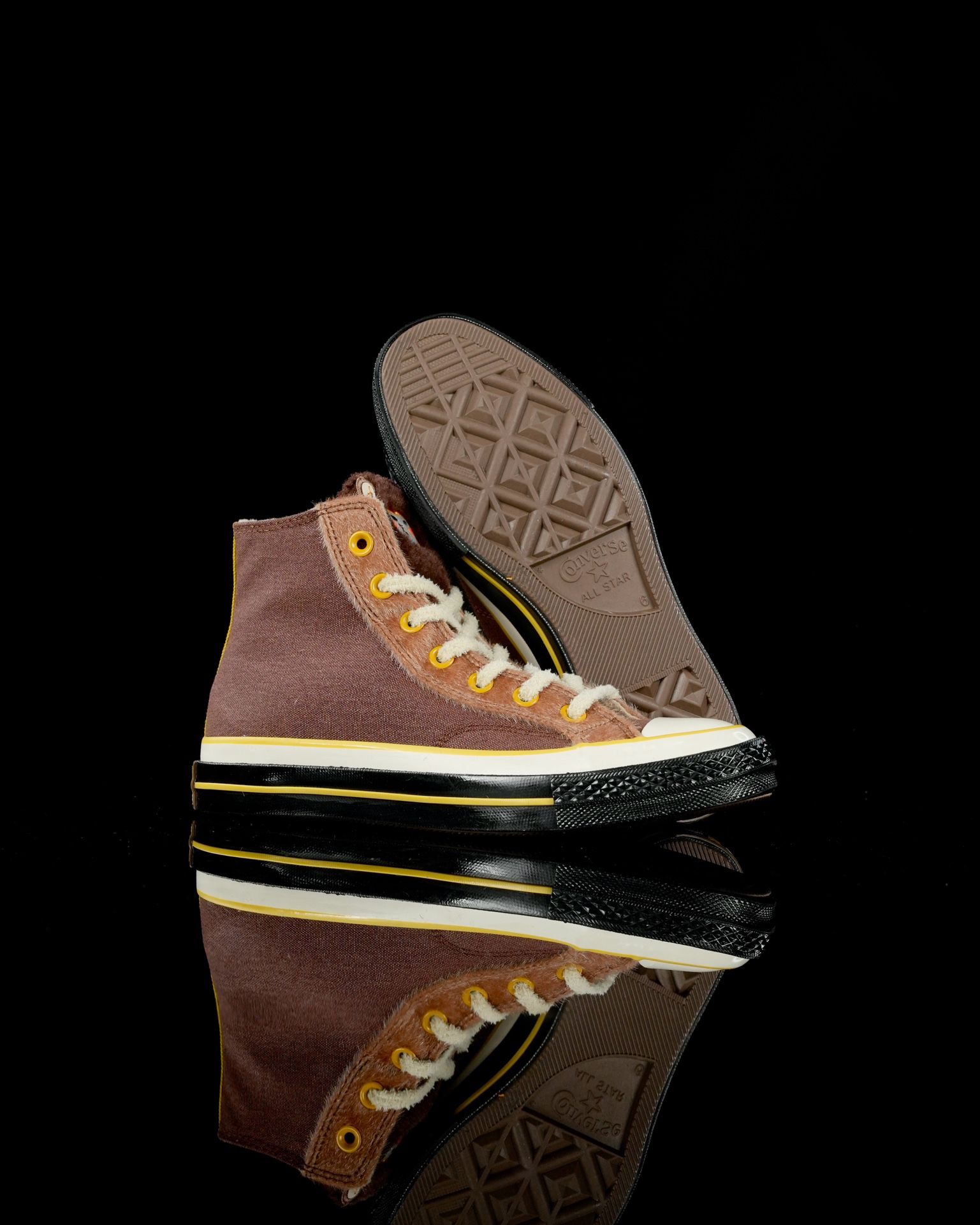 Converse Chuck 70 Furry Lined High-Top Sneakers Brown