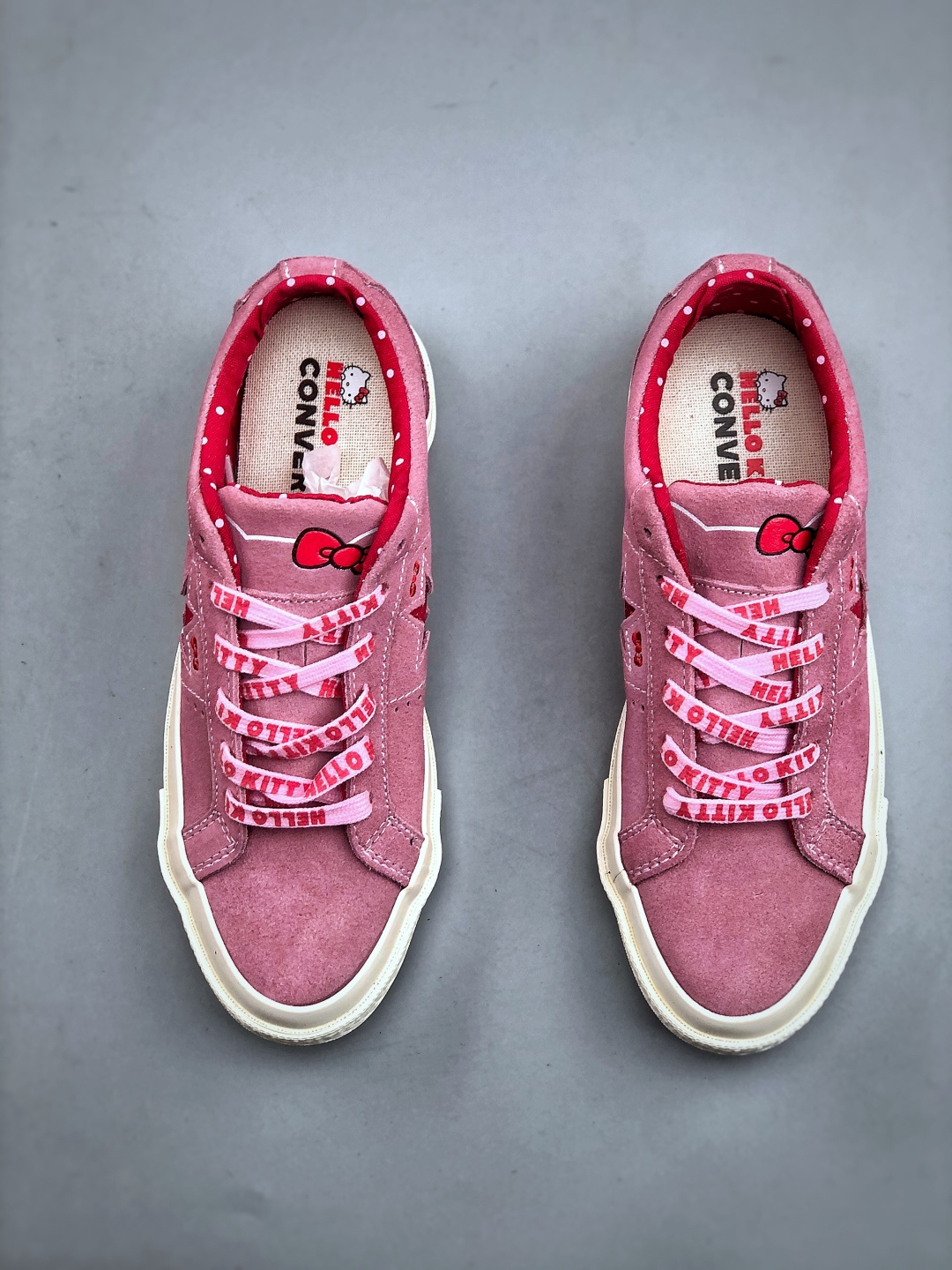 Converse x Hello Kitty One Star Suede Low Prism Pink
