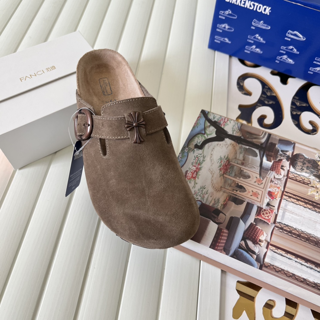 Birkenstock Suede Cross Clog Brown