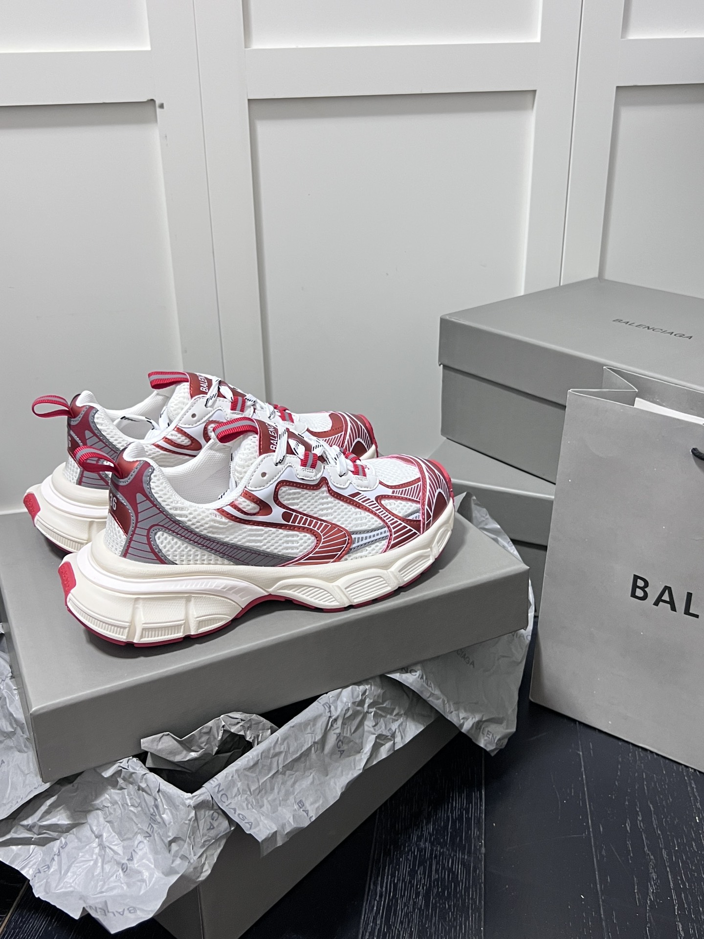 Balenciaga Chunky Sneakers Red