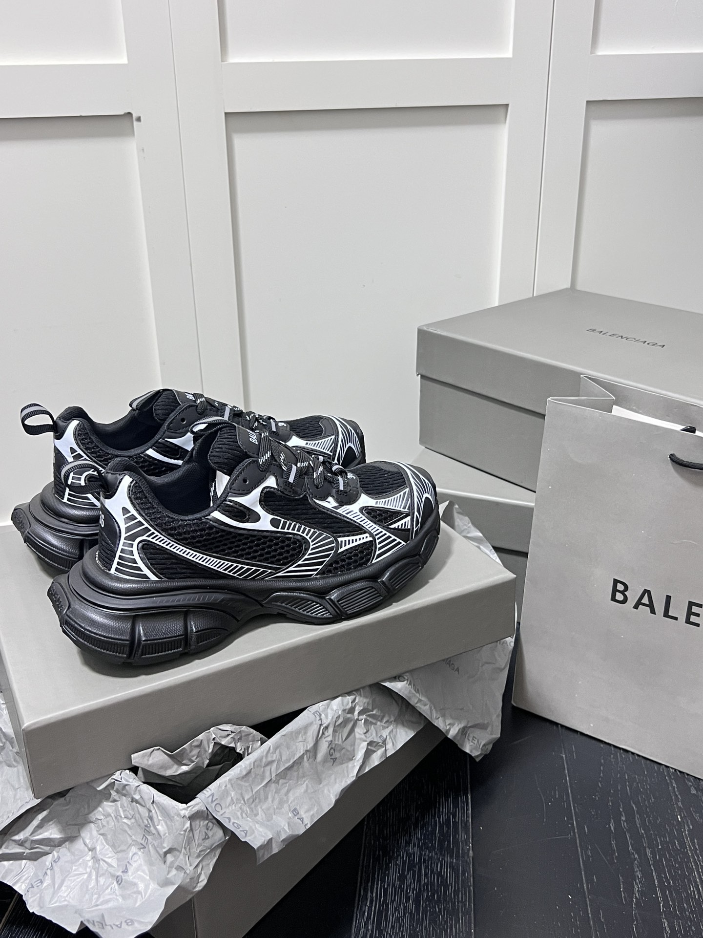 Balenciaga Chunky Dad Sneakers Black