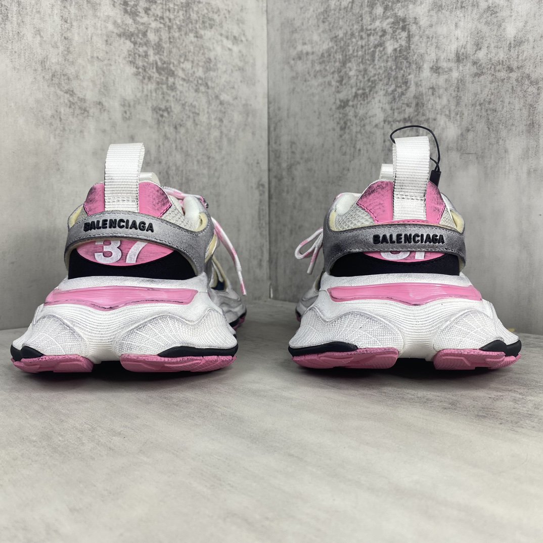 Balenciaga Cargo Sneaker Pink