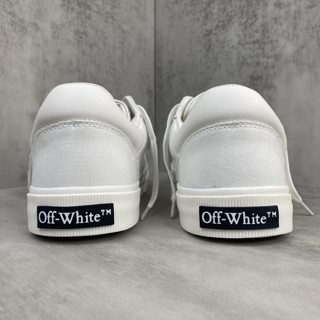 Off-White Low Vulcanized Canvas Sneaker White