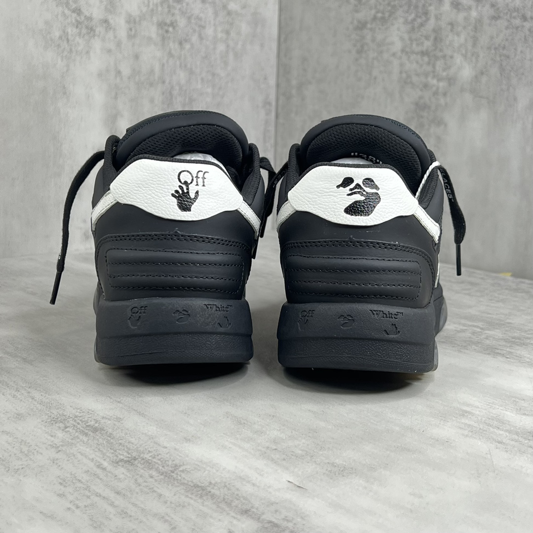 Off-White Low-Top Sneakers Black/White
