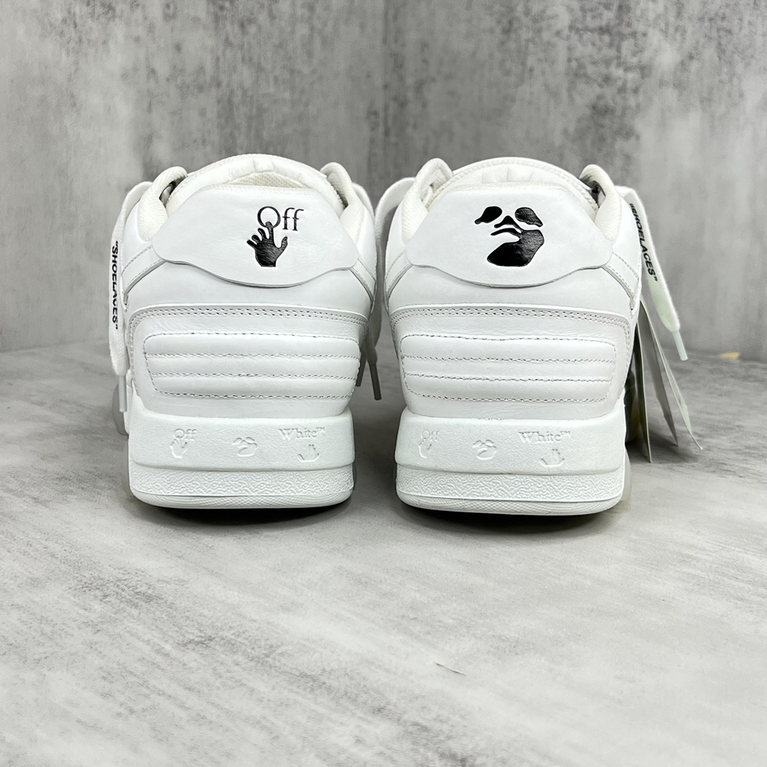 Off-White Low-Top Sneakers White