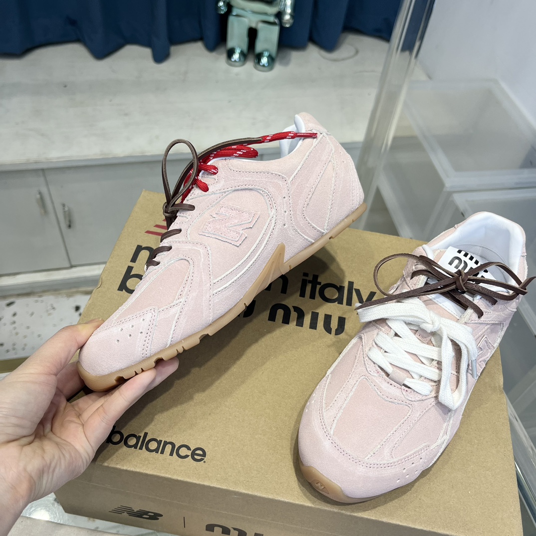 Miu Miu x New Balance 530 Suede Sneakers Pink