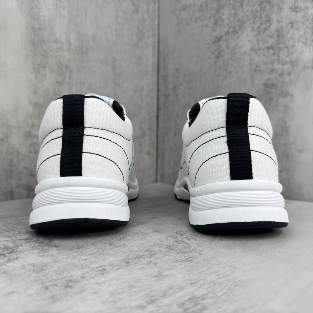 Chanel 24SS Panda Sneakers Black White