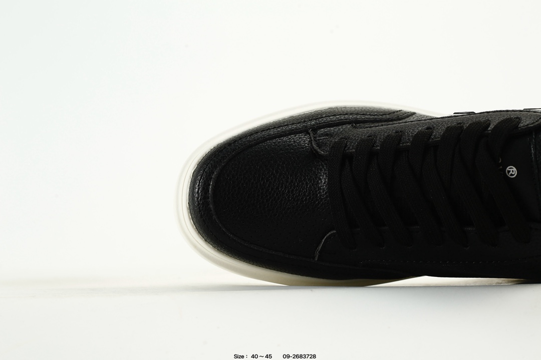 Louis Vuitton Beverly Hills Low-Top Sneakers Black/Brown
