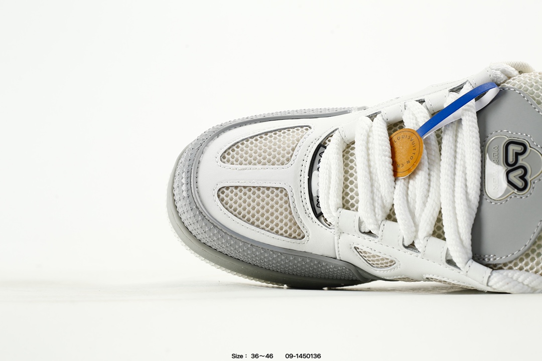Louis Vuitton Trainer Low Sneaker White Grey