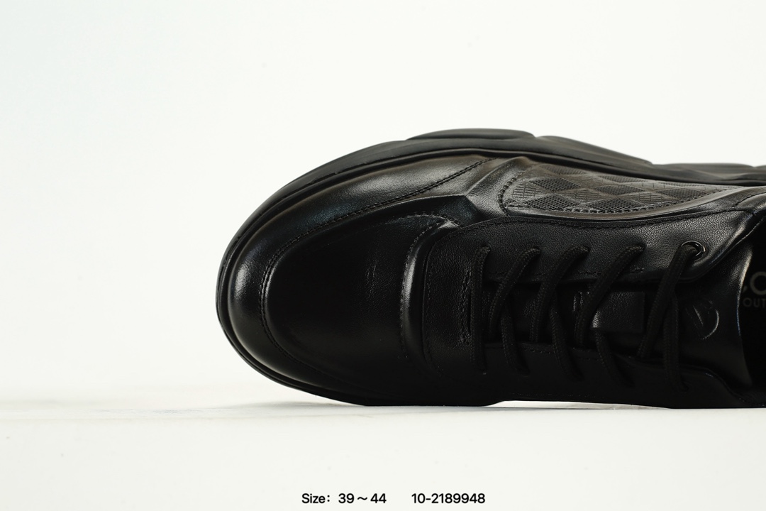 ECCO Breathable Leather Sneakers Black