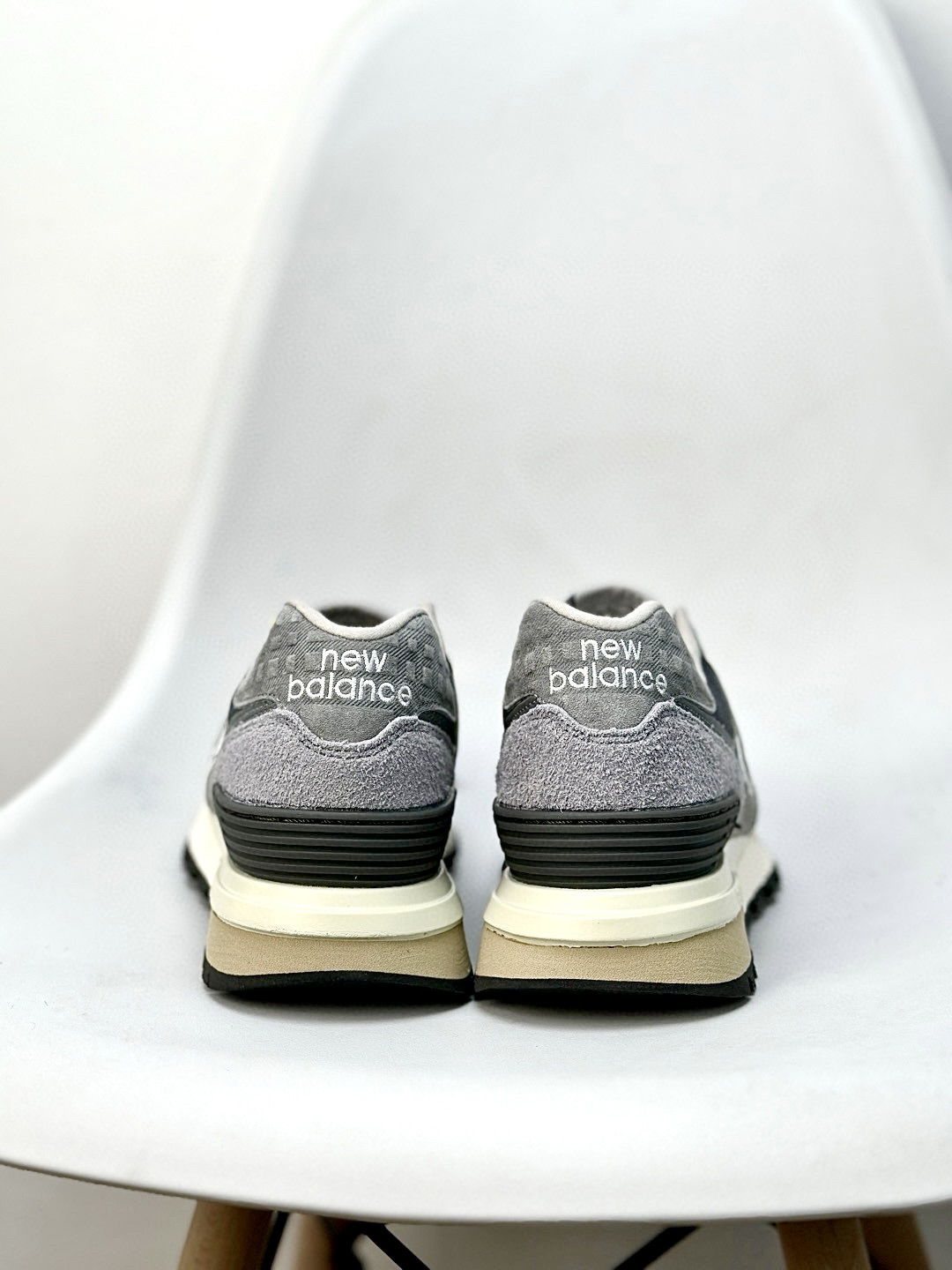 New Balance 574 Retro Runner Grey