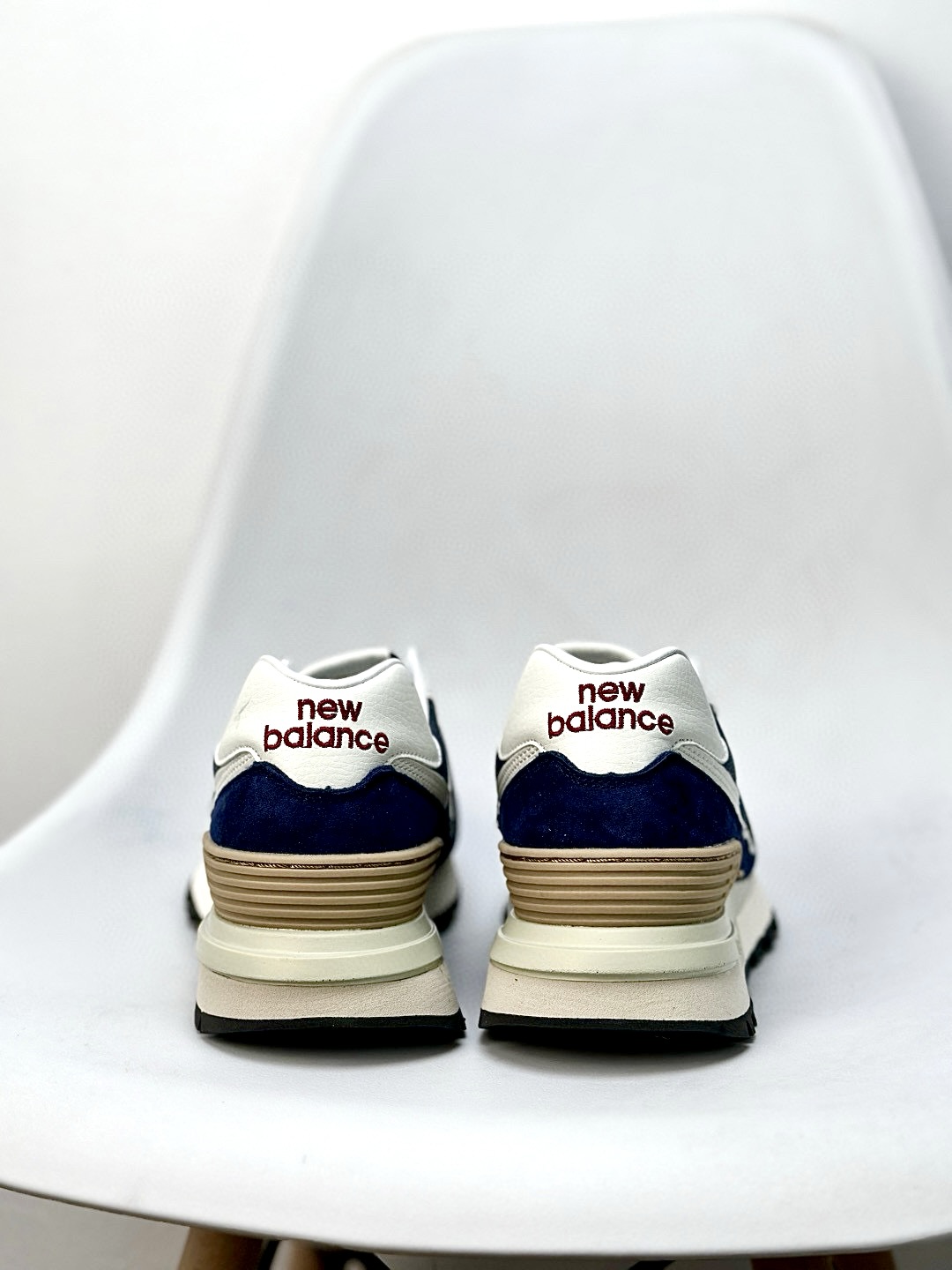 New Balance U574LGBB Retro Runner Navy