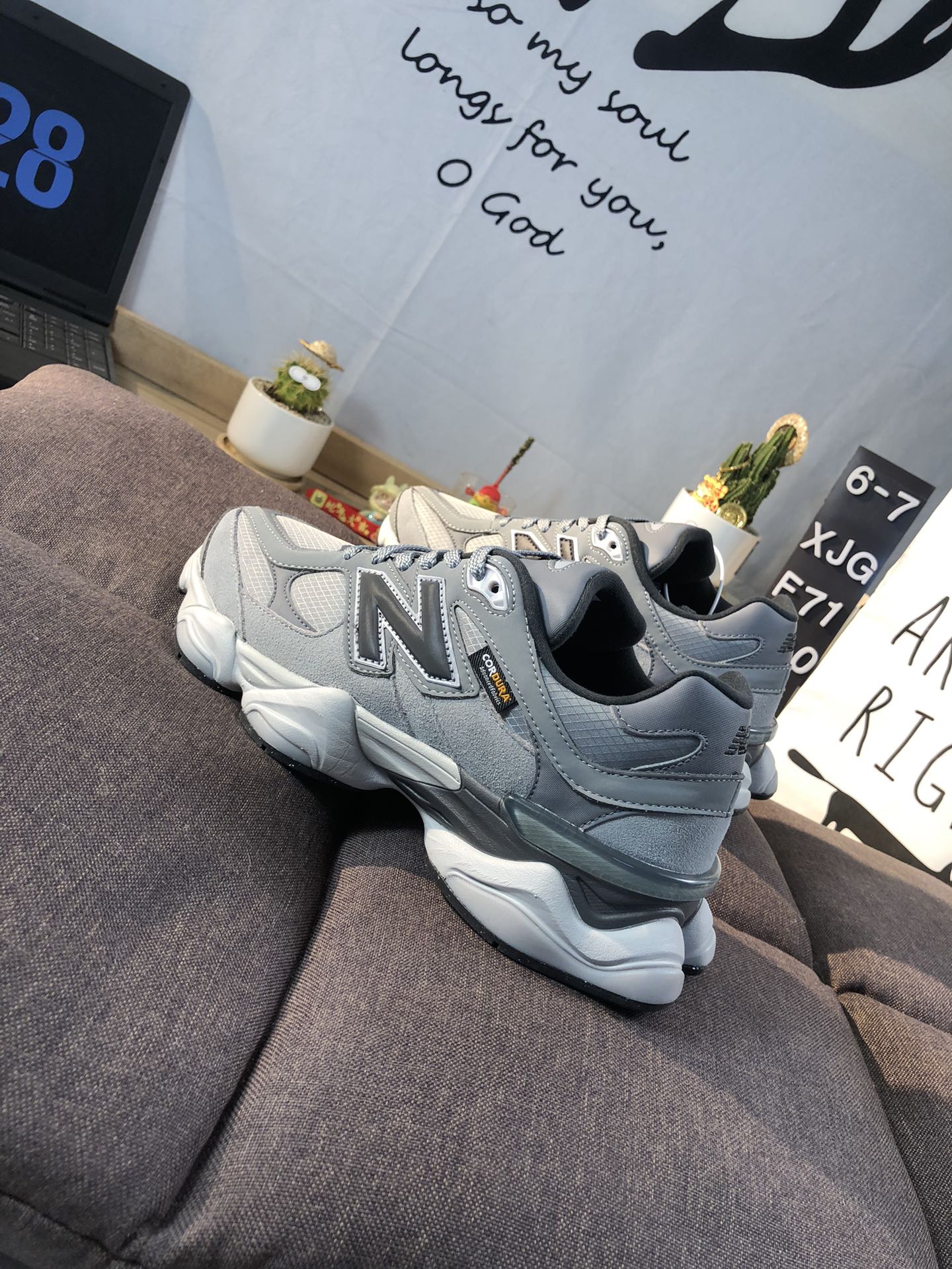 New Balance 9060 ABZORB Sneakers Grey