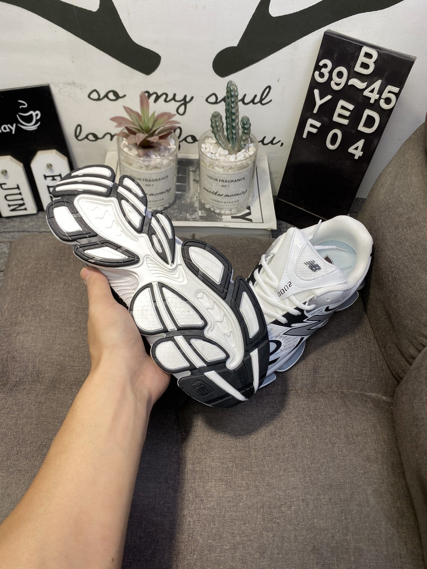 New Balance U2000 Platform Retro Sneakers White/Black