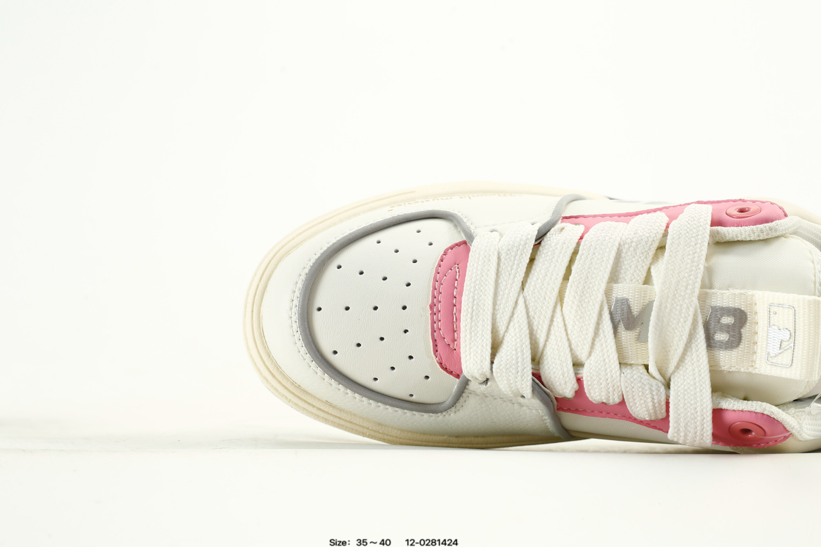 MLB Yankees Chunky Liner Sneaker White/Pink