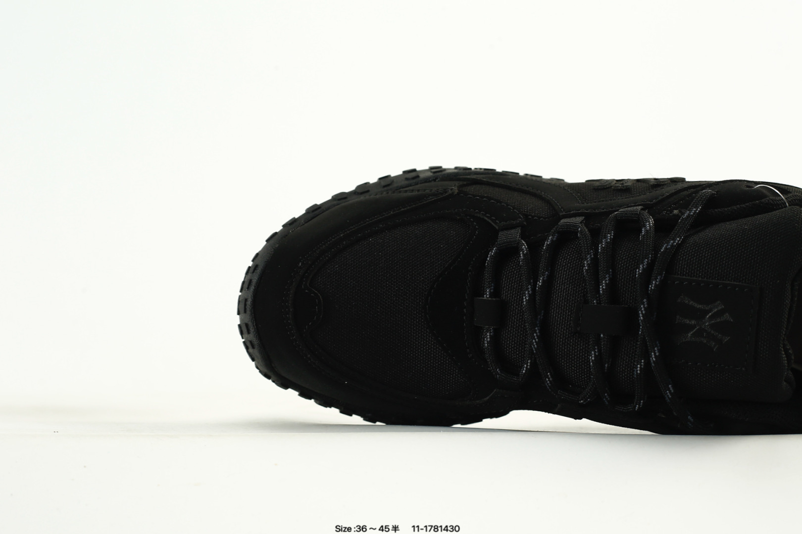MLB Retro Lightweight Couple Sneakers Black