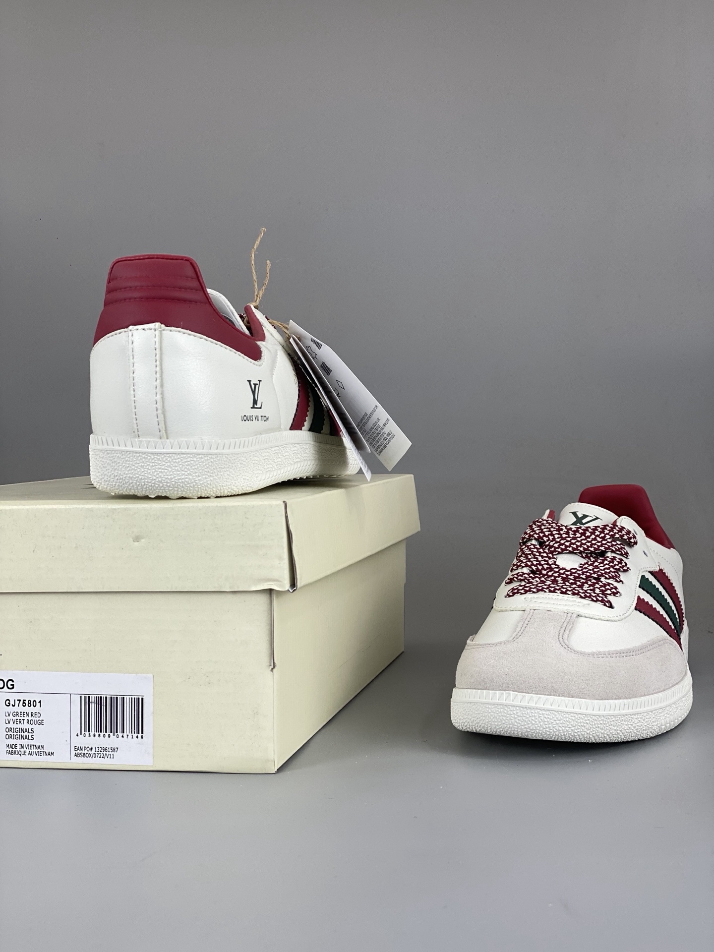 Adidas Samba OG Low Sneakers White/Red/Green