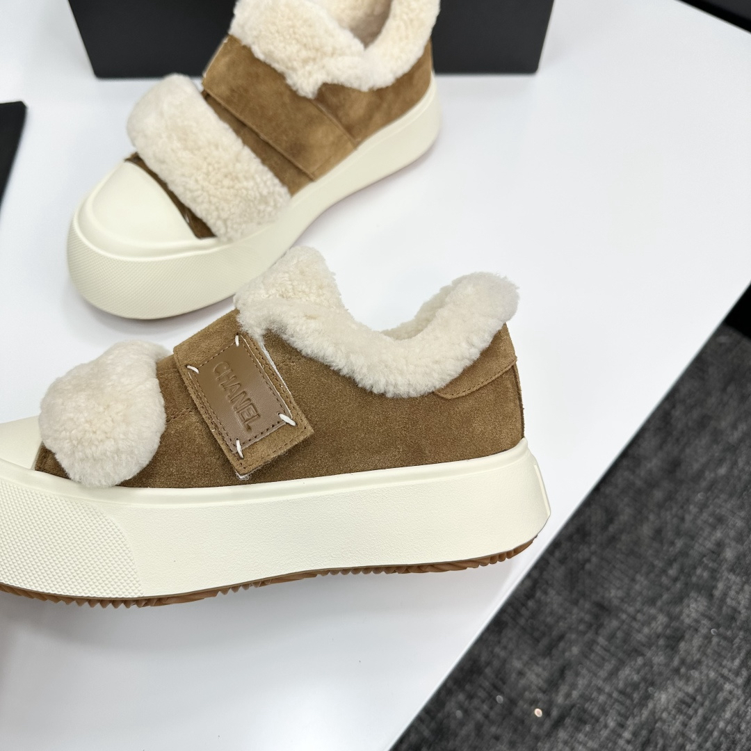 Chanel Shearling-Trim Slip-On Sneakers Brown/White