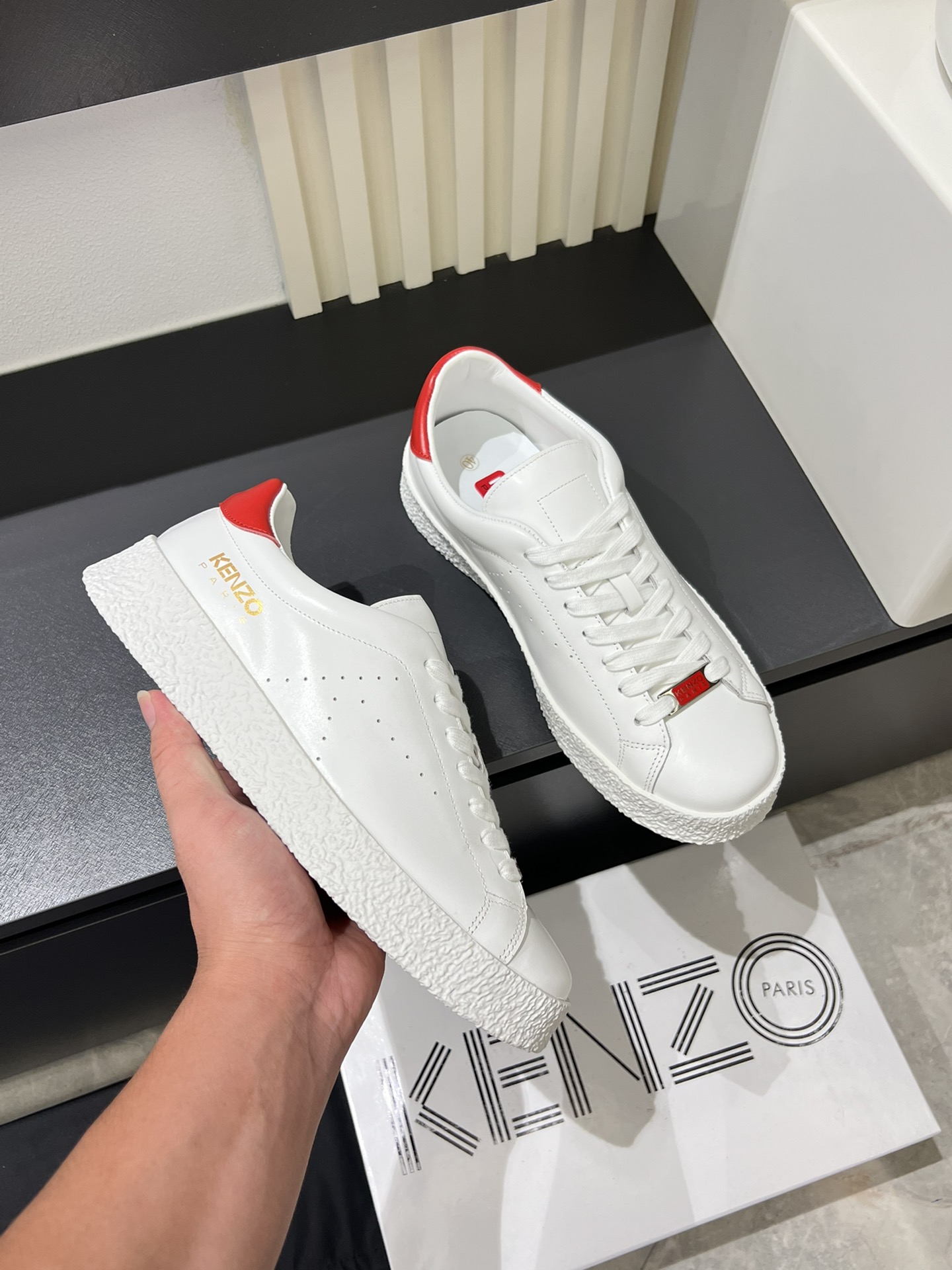 Kenzo Men's Leather Low-Top Sneakers White/Red