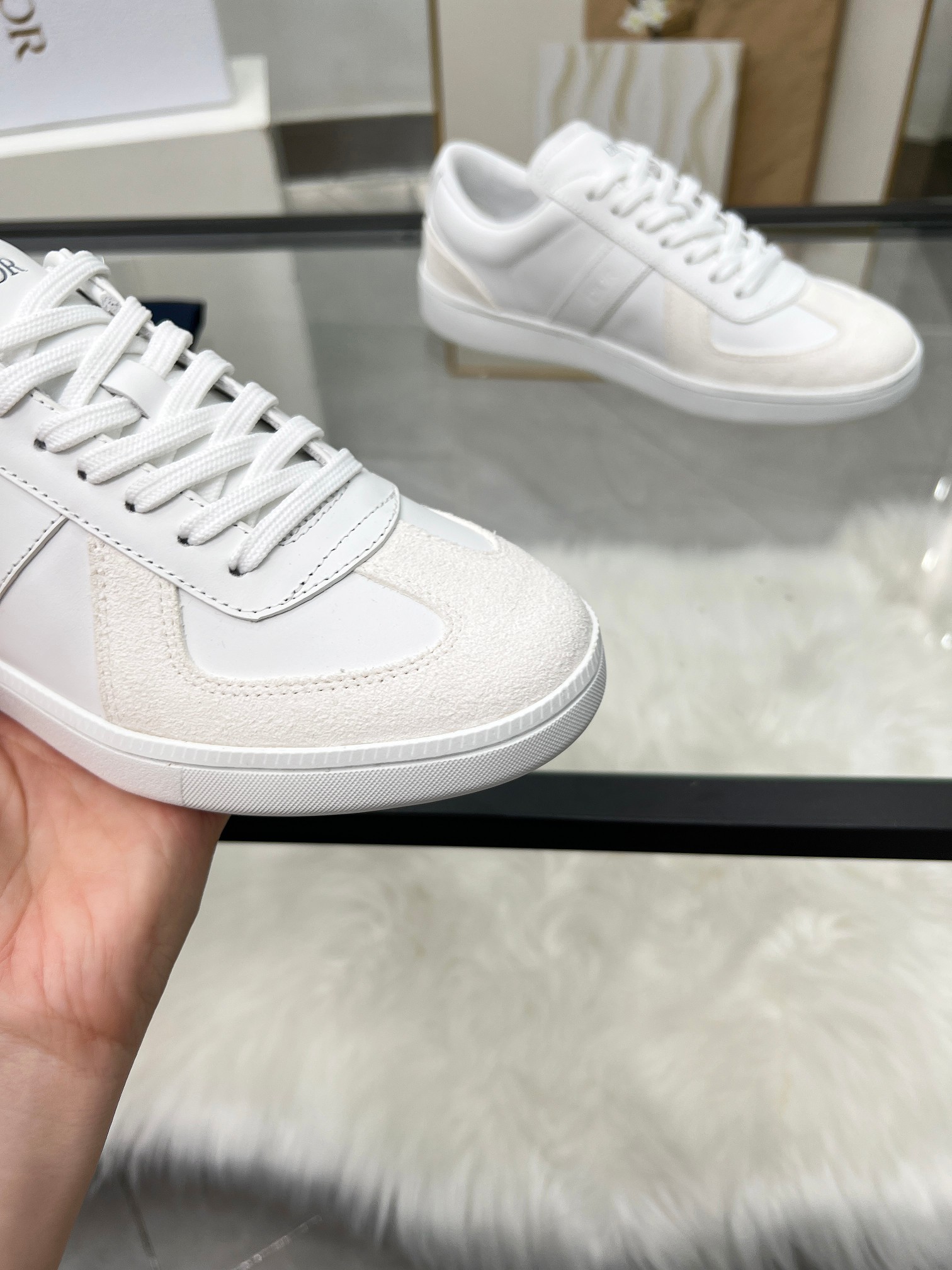 Dior B01 Leather Trainers White