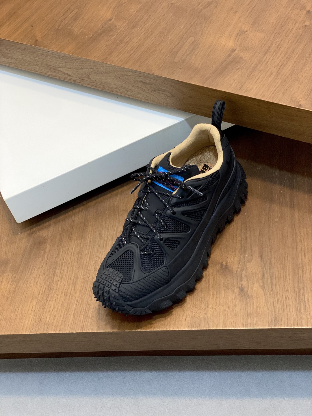 Moncler Trailgrip Amoeba Sneakers Black