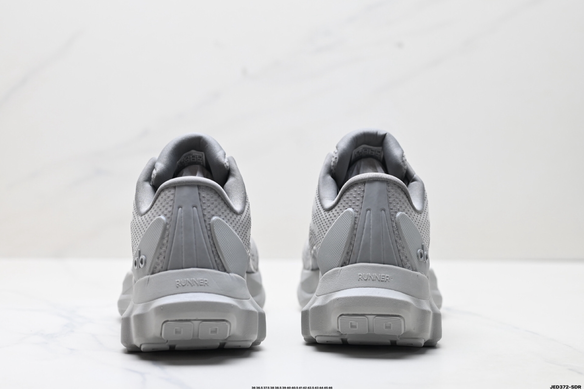 Alo Yoga Alo Runner Mesh Sneakers Gray