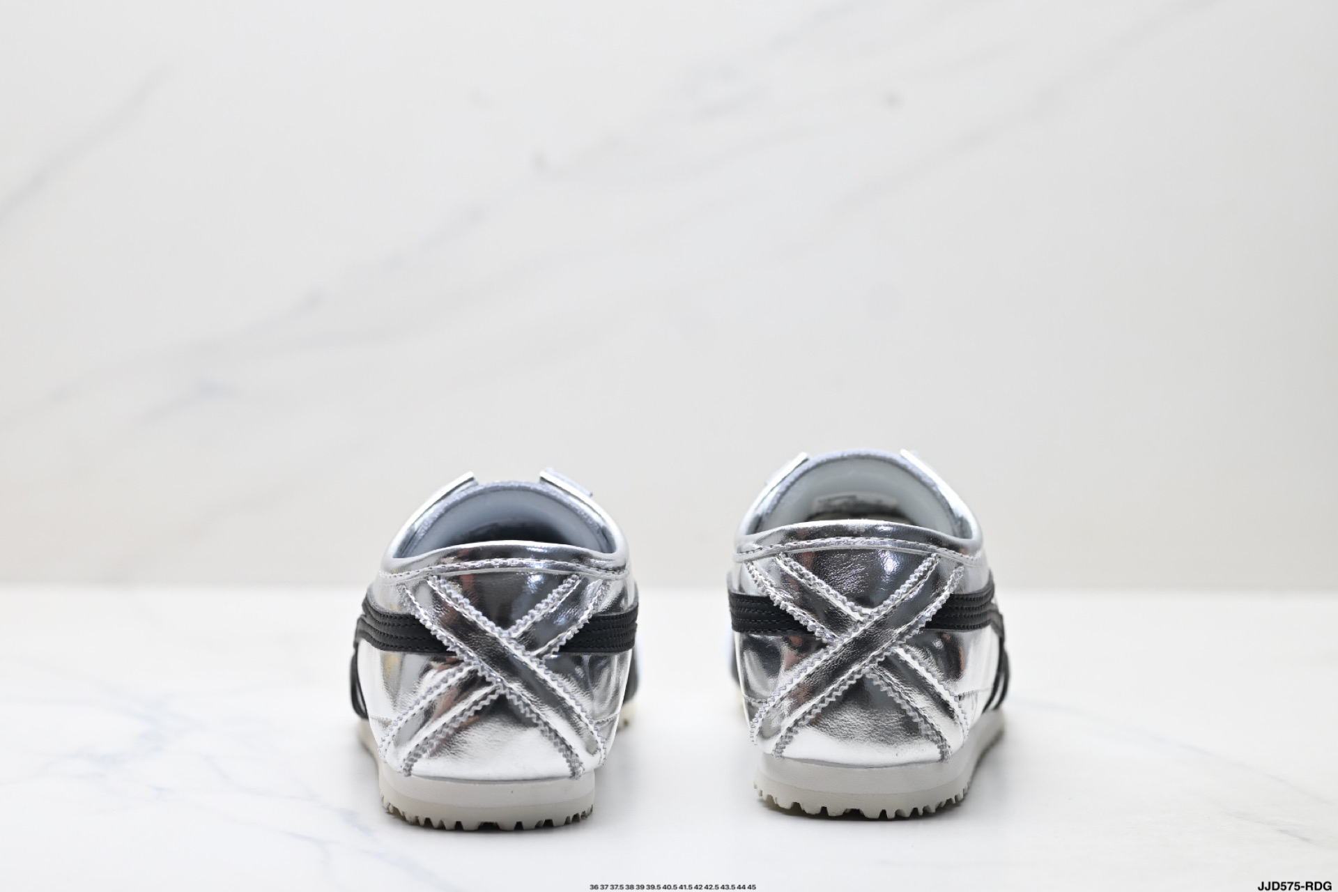 Onitsuka Tiger Mexico 66 Deluxe Sneaker Silver
