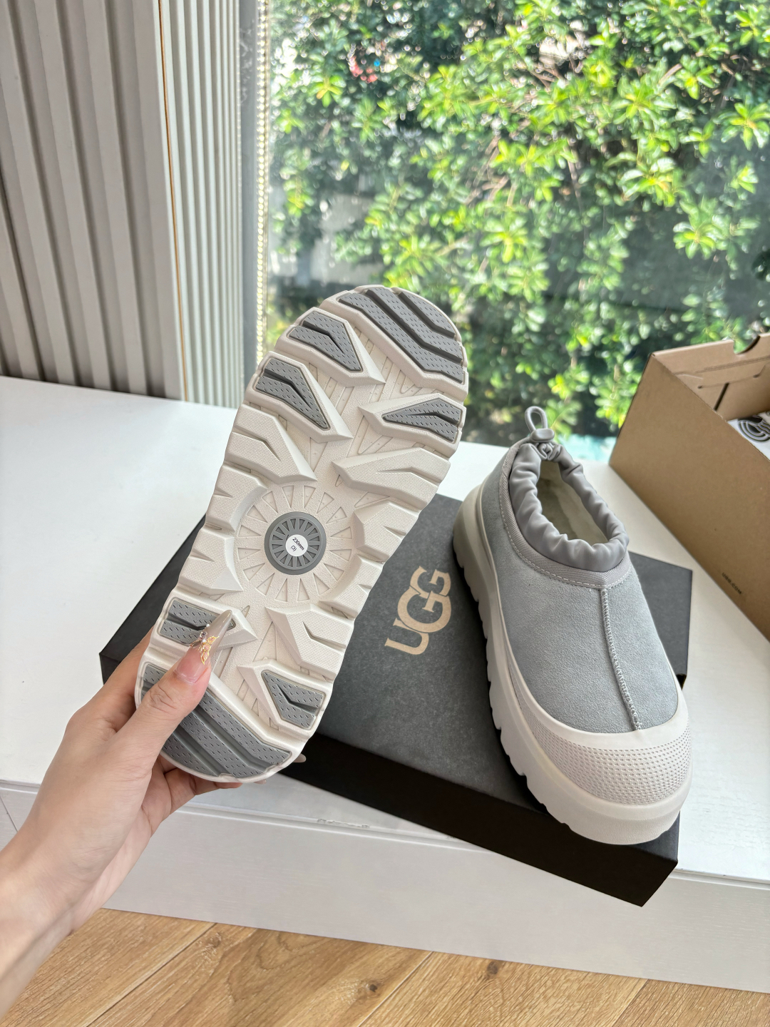 UGG Platform Suede Cozy Mule Grey