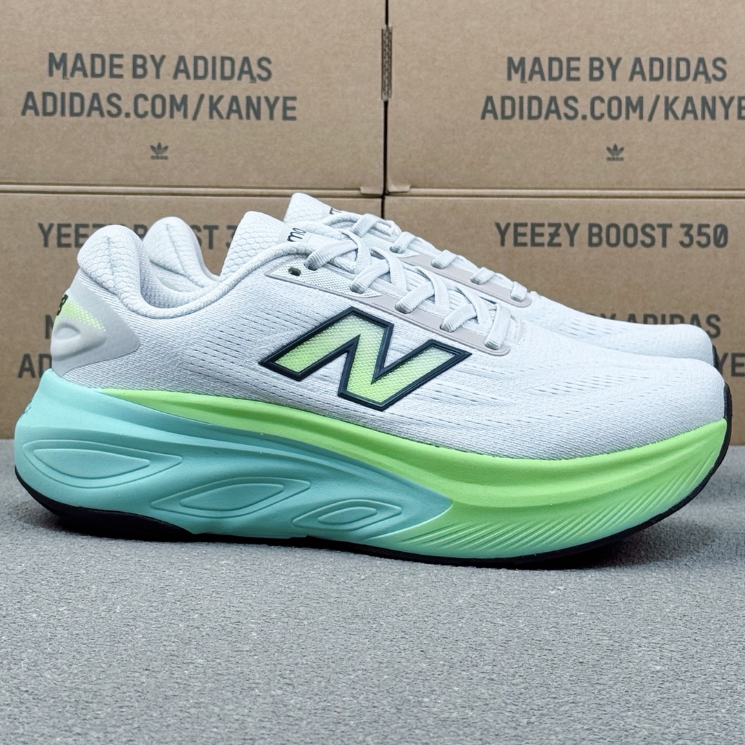 New Balance Fresh Foam Runner Shoes White/Green
