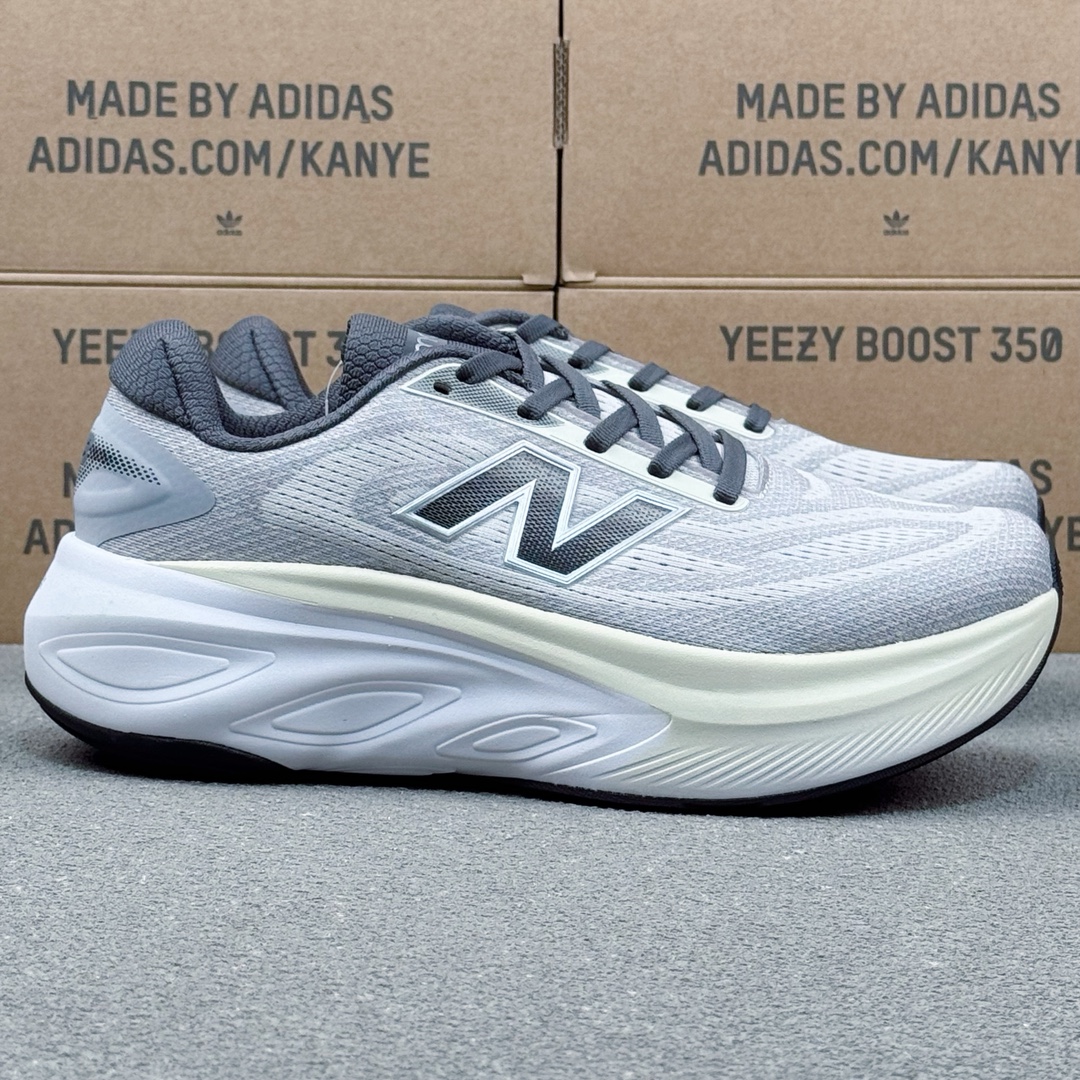 New Balance Fresh Foam Runner Sneaker Grey
