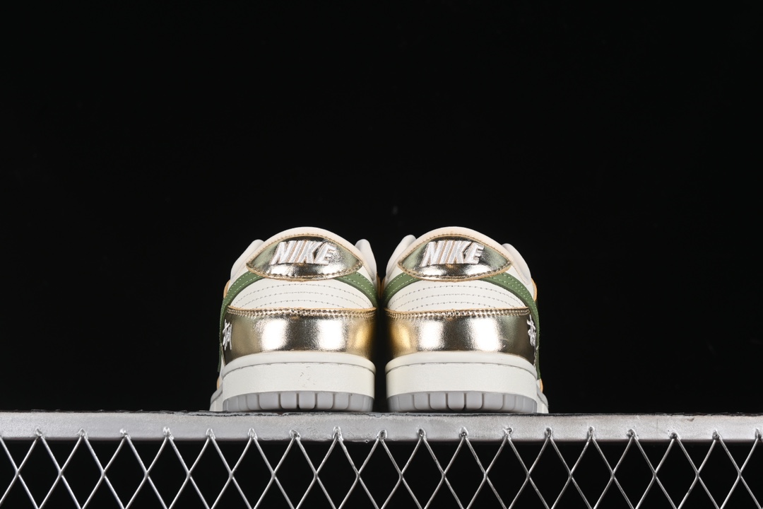 Nike Dunk Low Retro Gold/White