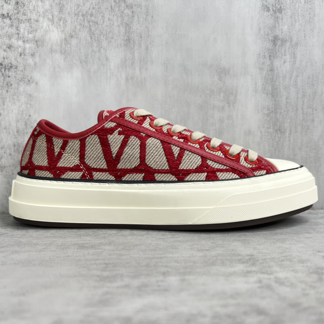 Valentino Garavani TotaloopV Low-Top Sneakers Red