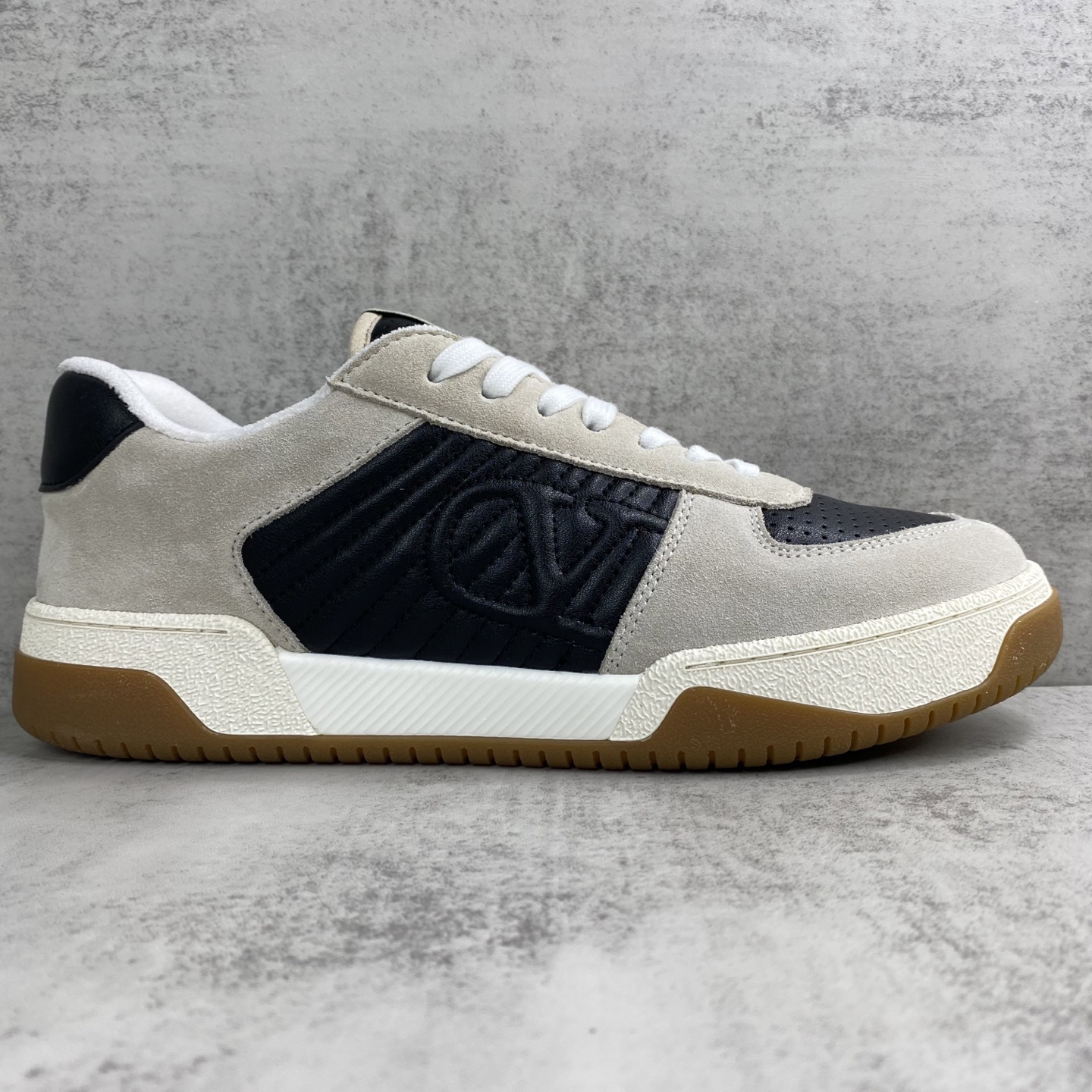 Valentino Joie de Jouer Platform Sneakers Beige/Black