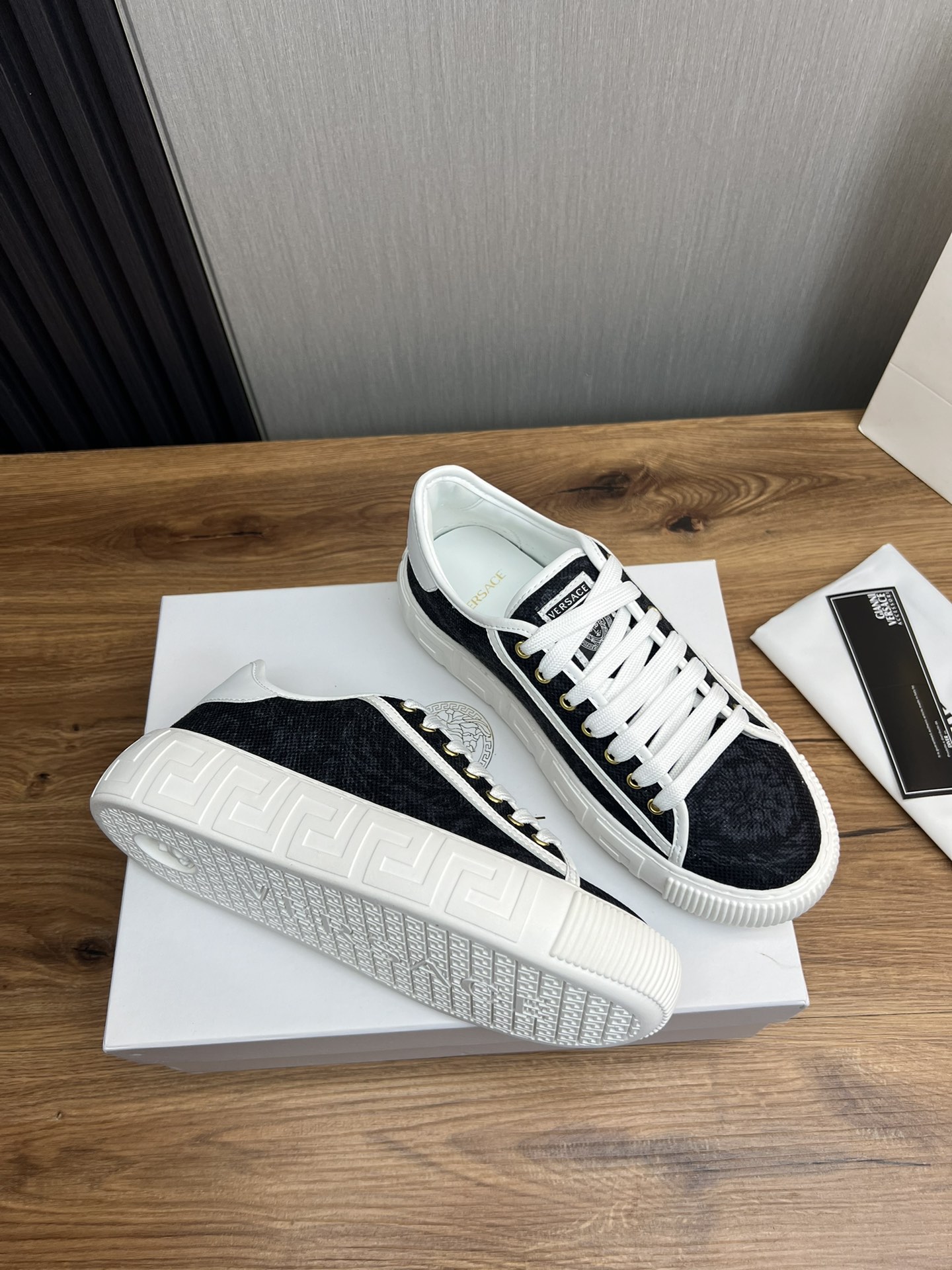 Versace Leather Low-Top Sneakers Black/White