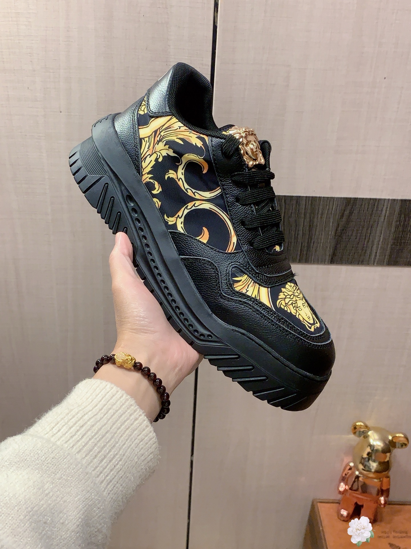 Versace Medusa Low-Top Sneakers Multicolor
