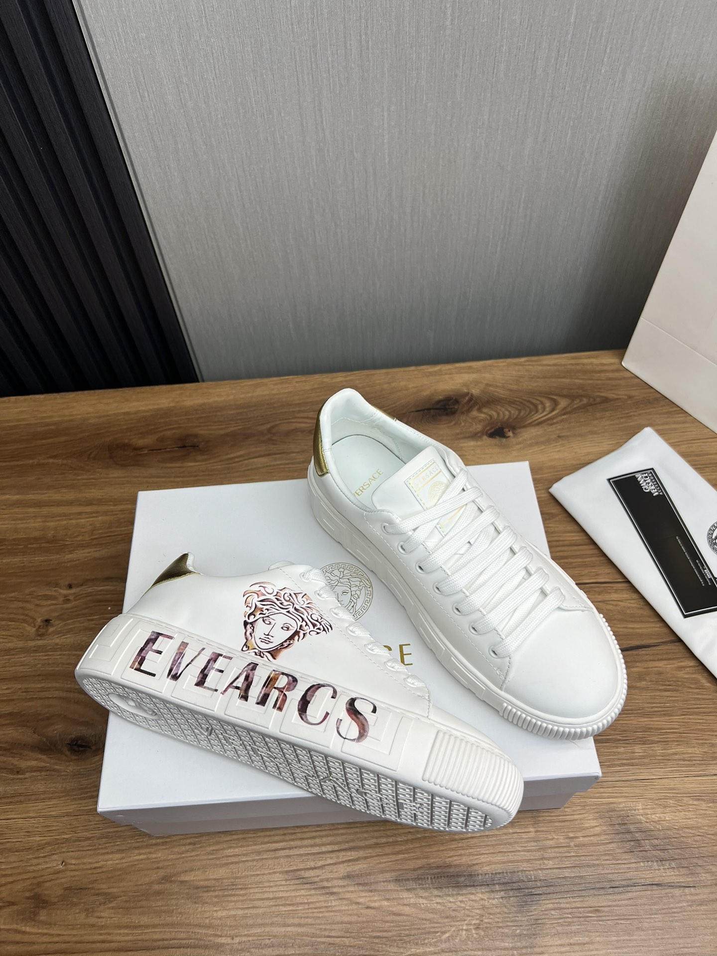 Versace Medusa Leather Sneakers White/Gold