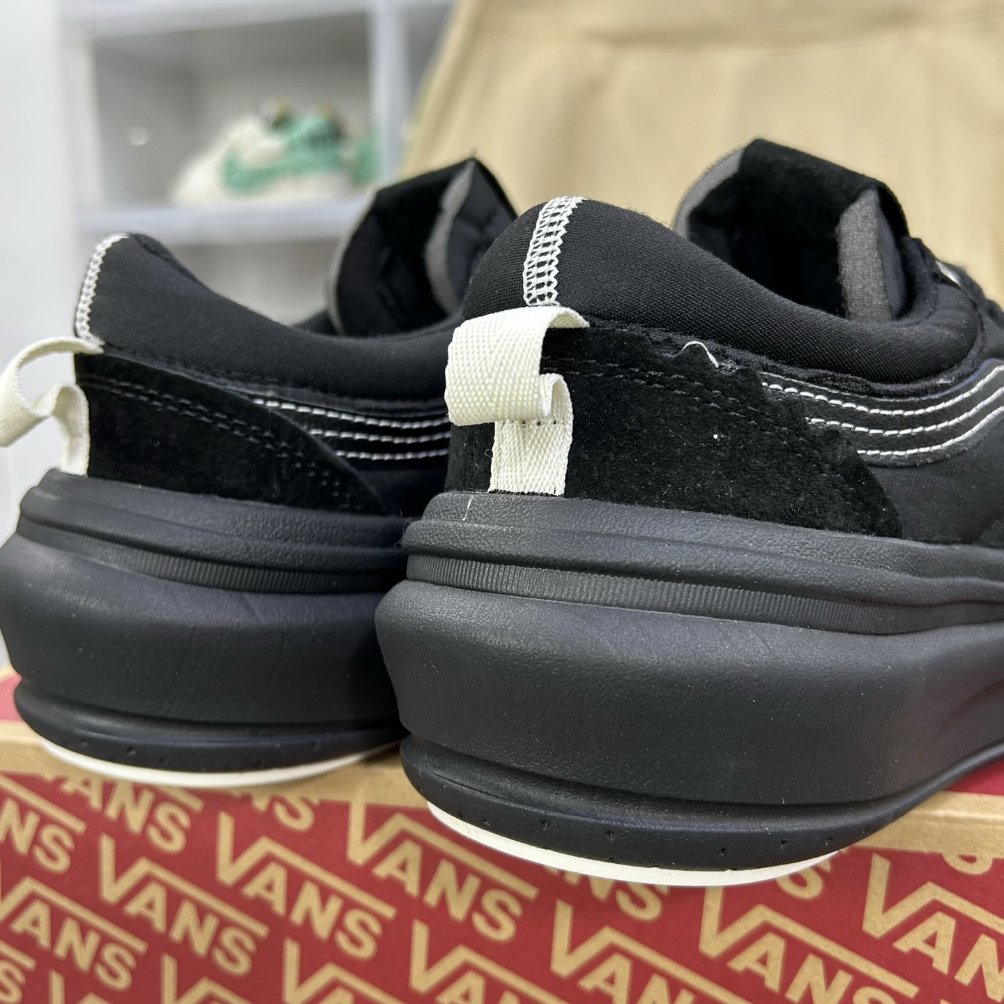 Vans Old Skool Overt ComfyCush Low-Top Skate Shoes Black